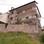 Maria Aβδέλλα * Avdella