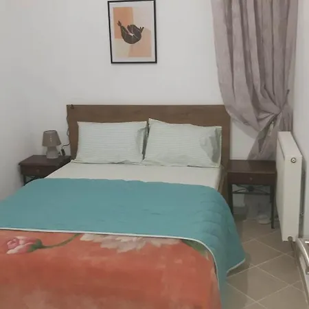 Villa Maria Aβδέλλα *